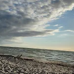 Unweit Warnemünde Sobierajczyk In Markgrafenheide * Rostock